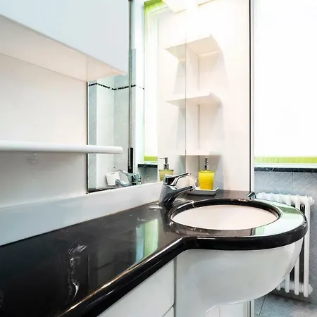 Licosa Flat * Milan